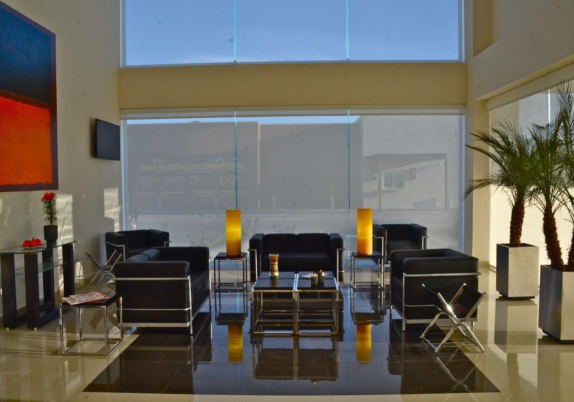 Mision Express Monterrey Aeropuerto La Fe Otel Apodaca Dış mekan fotoğraf